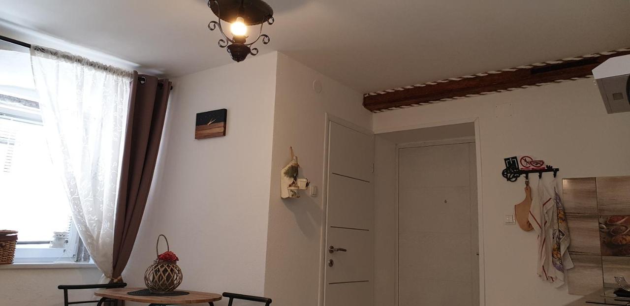 Apartment Marko Senj  Eksteriør billede